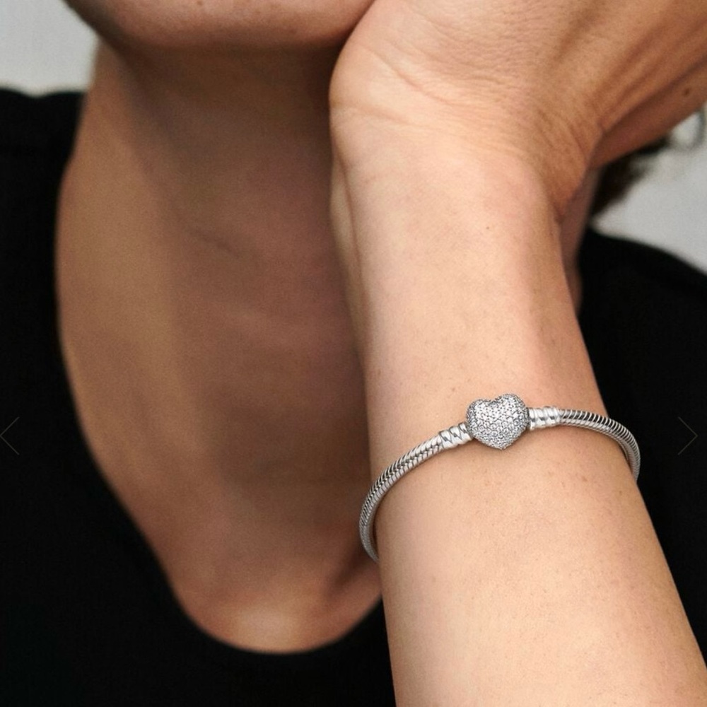 Pandora Sparkling Heart Clasp Snake Bracelet